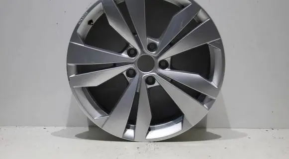 Volkswagen ID.3 R18 alloy rim 10A071498