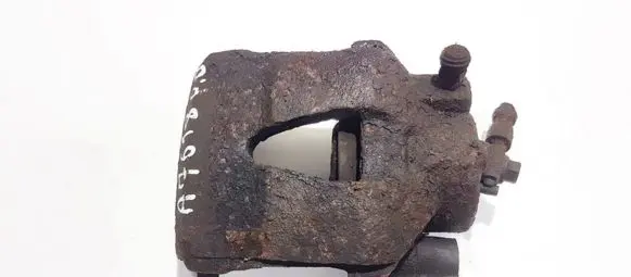 Volkswagen Golf IV Front brake caliper