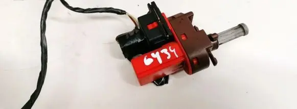Brake pedal sensor switch
