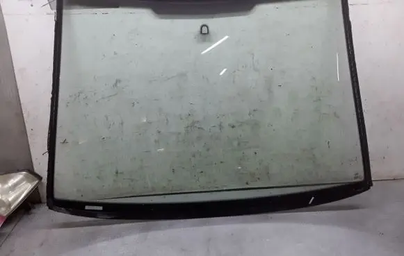 Ford Focus C-MAX Front windscreen/windshield window 