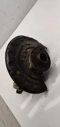 Volkswagen PASSAT CC Front wheel hub spindle knuckle