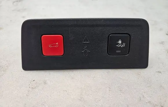 Peugeot 508 II Tailgate/boot open switch button SP8741 SP05315 9821529077