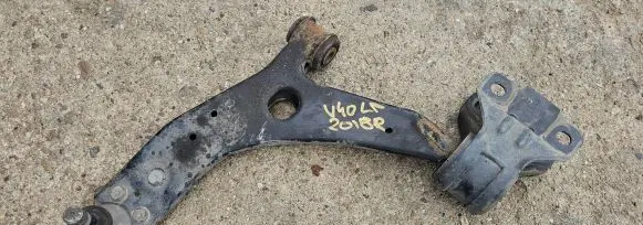 Volvo V40 Front lower control arm/wishbone