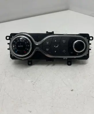 Renault Captur Climate control unit 275100037R E1067144C