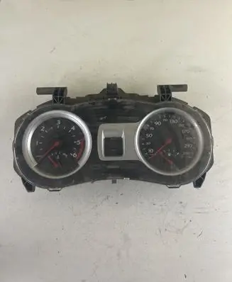 Renault Clio III Speedometer (instrument cluster) 8200761861N 8200761861
