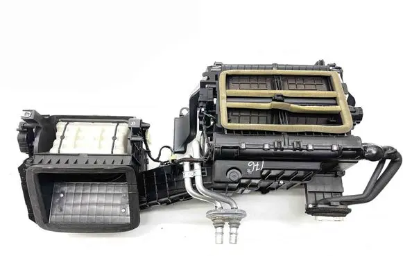 Jaguar XK - XKR Interior heater climate box assembly 9W8319B555AH