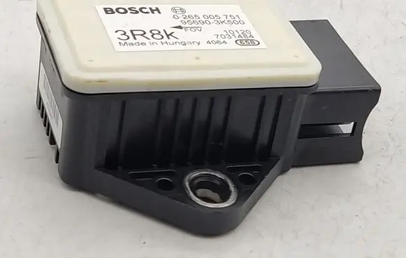 Hyundai i20 (PB PBT) ESP acceleration yaw rate sensor 956903K500 0265005751