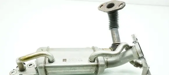 Nissan Pulsar EGR valve cooler 147357324R