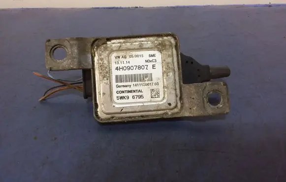 Audi A8 S8 D4 4H Parking PDC control unit/module 4H0907807E
