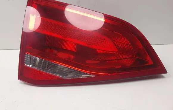 Audi A4 S4 B8 8K Tailgate rear/tail lights 8K5945093D