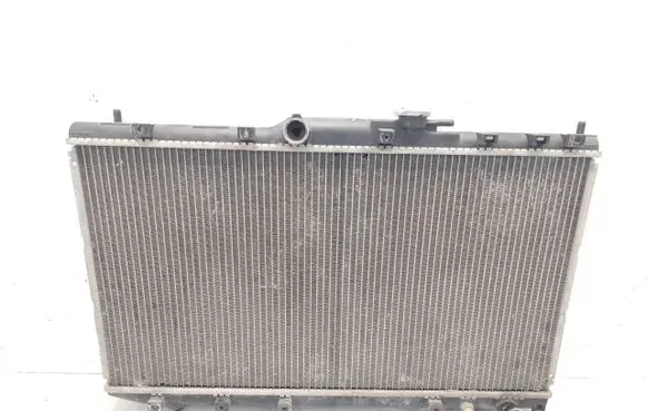 Toyota Avensis T220 Coolant radiator