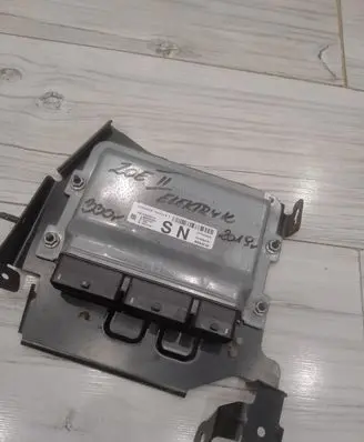 Renault Zoe Engine control unit/module ECU 237D40308R