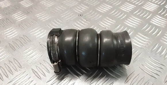 Citroen C5 Intercooler hose/pipe 9685598580