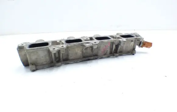 Volkswagen Golf VI Intake manifold GK284AHBDE