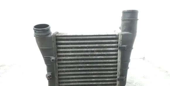Seat Exeo (3R) Intercooler radiator 8E0145805AA 038906051C