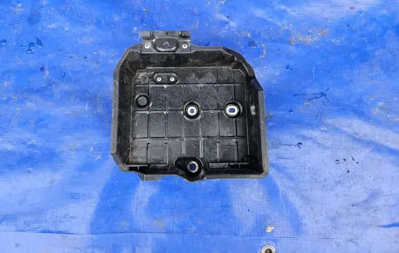 Toyota Prius (XW50) Battery bracket 74404-47030