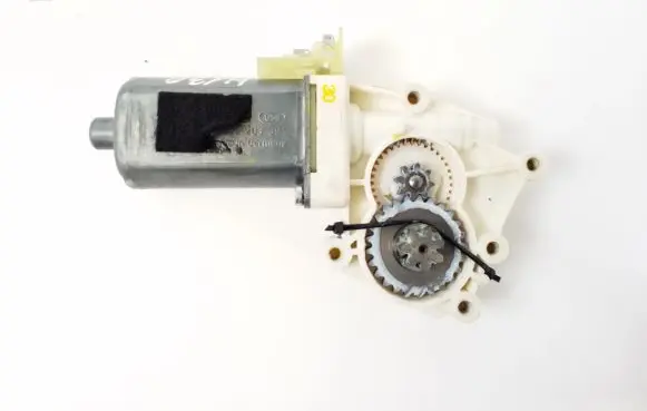 Porsche Panamera (970) Seat adjustment motor 0390203394