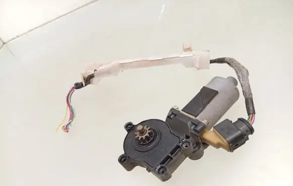 Front door window regulator motor