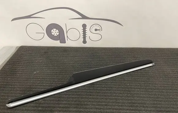 Porsche Macan (95B) Other front door trim element 95B867409