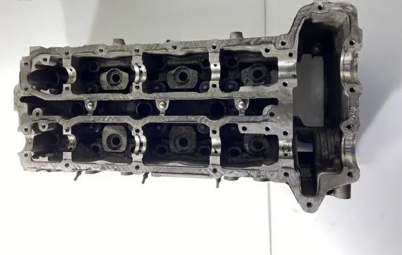 Mercedes-Benz Sprinter W906 Engine head A642010112115500