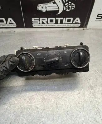 Mercedes-Benz A W169 Climate control unit A1698301385 69780005 0506132B