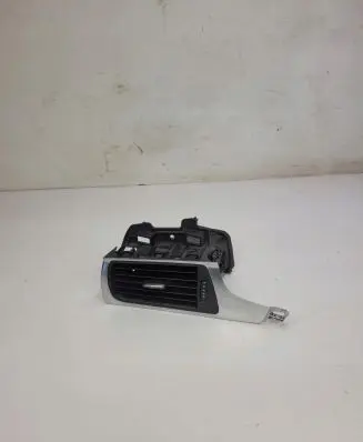 Audi A6 S6 C7 4G Dashboard side air vent grill/cover trim 4G1820901C