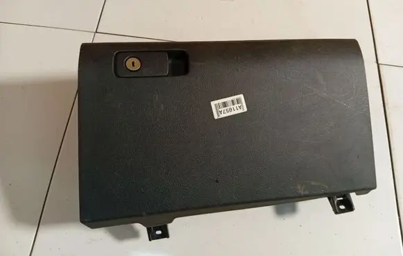 Honda FR-V Glove box 