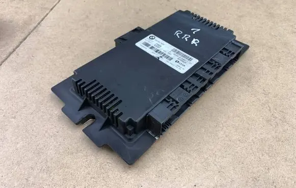 BMW 3 E90 E91 Light module LCM 61359159811 9159811