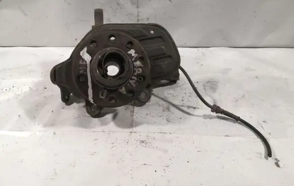 Opel Meriva A Front wheel hub spindle knuckle 13116030