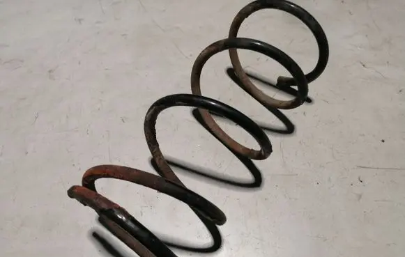 Toyota Avensis Verso Front coil spring