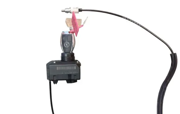 Mercedes-Benz C W204 Ignition lock A2079057101 2079057101