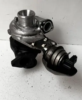 Opel Insignia A Turbo 55570748 7861371