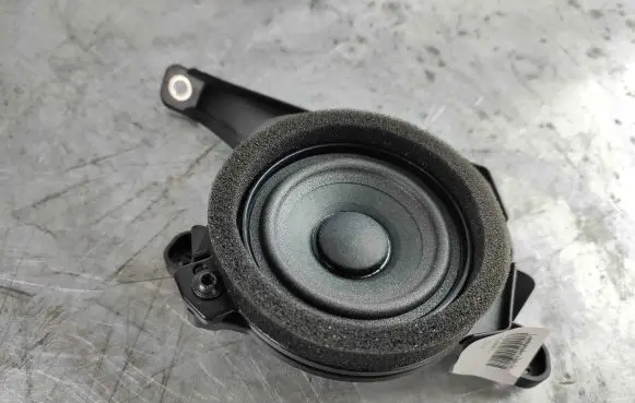 Volvo XC60 Parcel shelf speaker 31456872