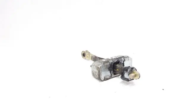 Opel Monterey Front door check strap stopper