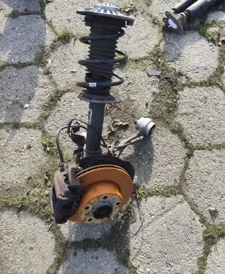 BMW 1 F20 F21 Front shock absorber with coil spring 6862171 4941510