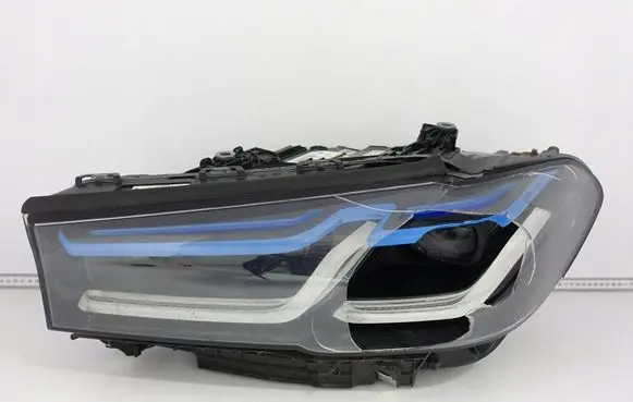 BMW 5 G30 G31 Headlight/headlamp 8082661