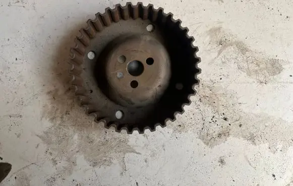 Subaru Legacy Camshaft pulley/ VANOS 
