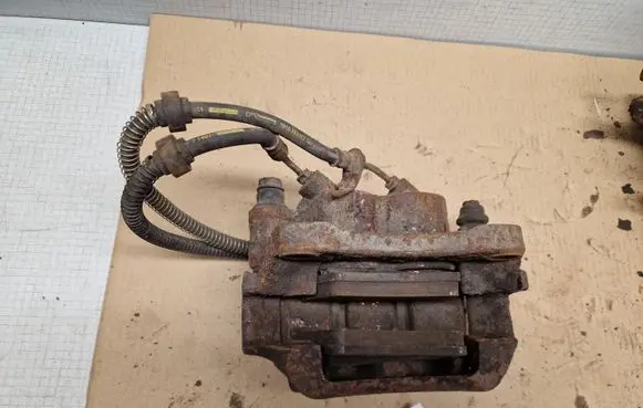 Opel Movano A Front brake caliper