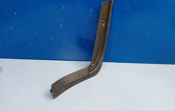 Mercedes-Benz AMG GT R190 C190 Front bumper splitter molding A1908870200