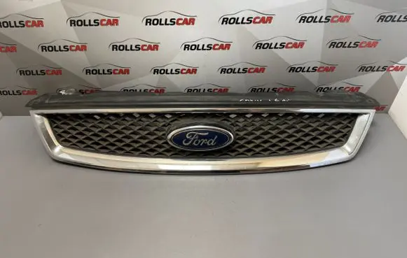 Ford Focus Front bumper upper radiator grill 4M518C436