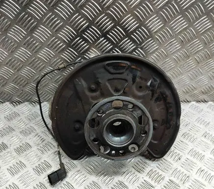 Mercedes-Benz E W238 Rear wheel hub A2133503105
