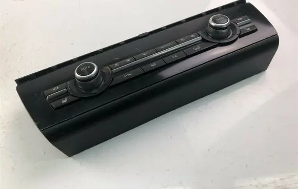 BMW 5 F10 F11 Climate control unit 9324321 K2230