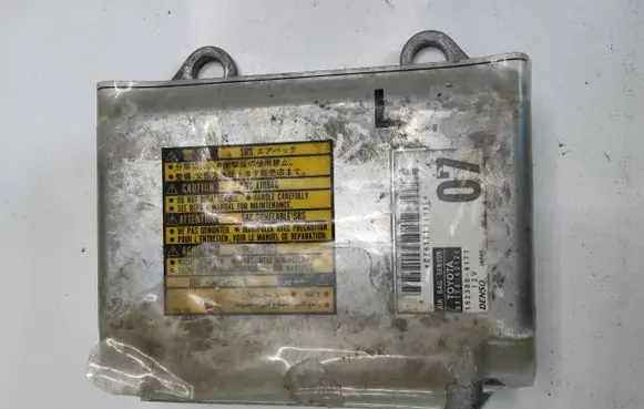 Toyota Land Cruiser (J120) Airbag control unit/module 8917060120 1523006171