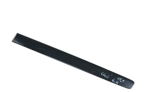 Volkswagen Polo IV 9N3 Rear door trim (molding) 8Q4853753A