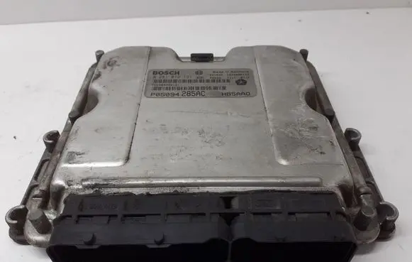 Chrysler Voyager Engine control unit/module 0281012212 P05094285AC
