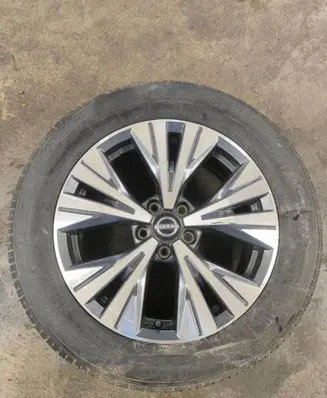 Nissan Rogue R18 alloy rim 6RA3A