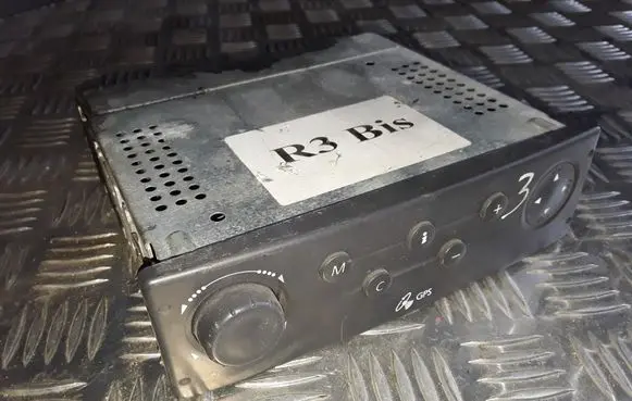 Renault Vel Satis GPS navigation control unit/module 8200138590