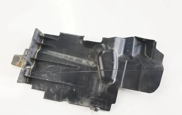 Opel Antara Intercooler air guide/duct channel 20907213 C105