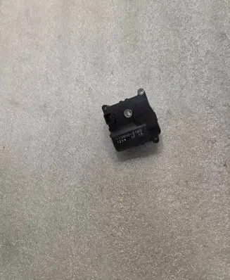 Mitsubishi Pajero Air flap motor/actuator 1138002160