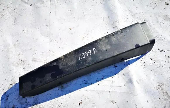 Seat Altea Front door glass trim molding 5p0853296